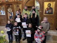 "Святий Миколай, ти до нас завітай!"
